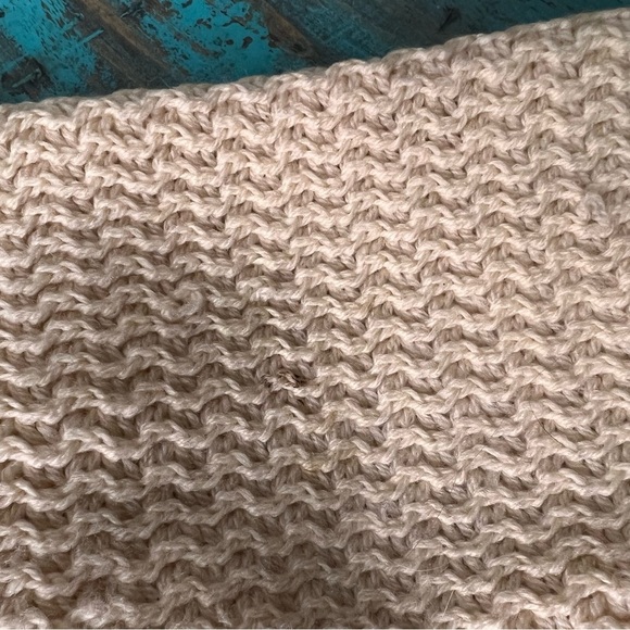 Vintage Handknit Winter Wool Sweater Cabin Christmas Holiday Snowflake - Picture 15 of 16